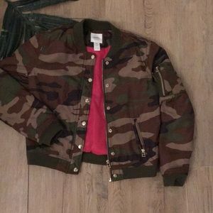 Girls camo bomber jacket